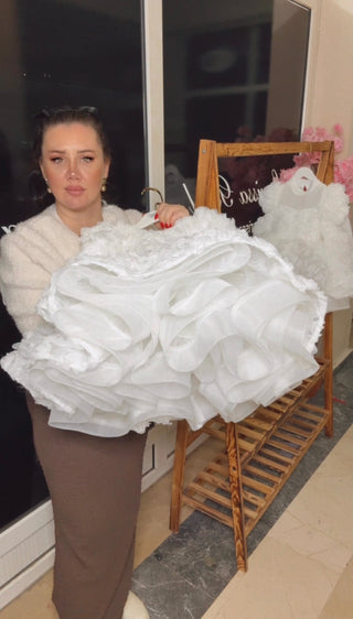 Vanessa Beyaz Uzun Kol Gül Kabartma Kız Çocuk Abiye Elbise