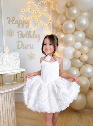 Victoria Lace Beyaz Balon Gül Etek Askılı Saten